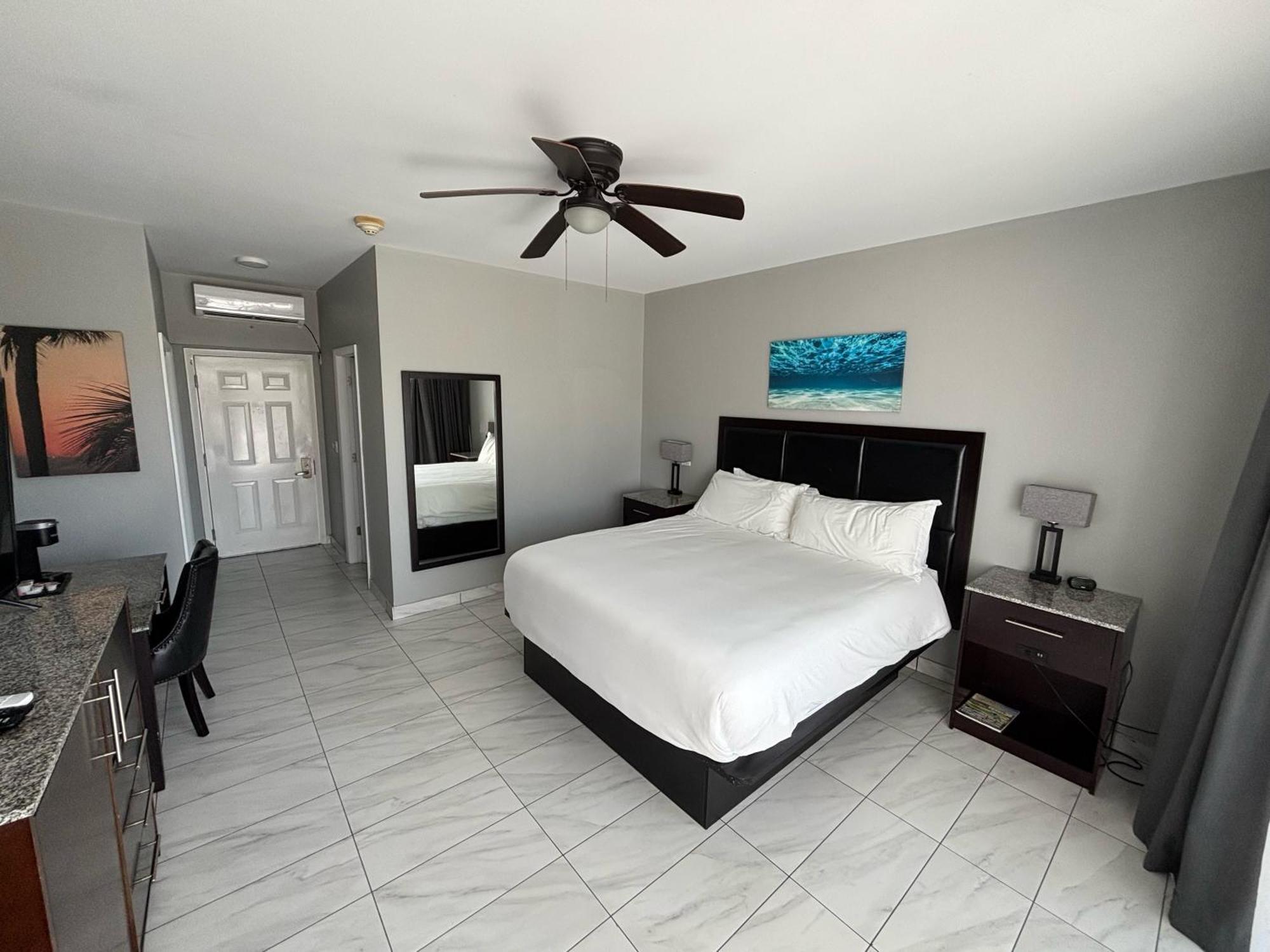 Grace Bay Suites Dış mekan fotoğraf