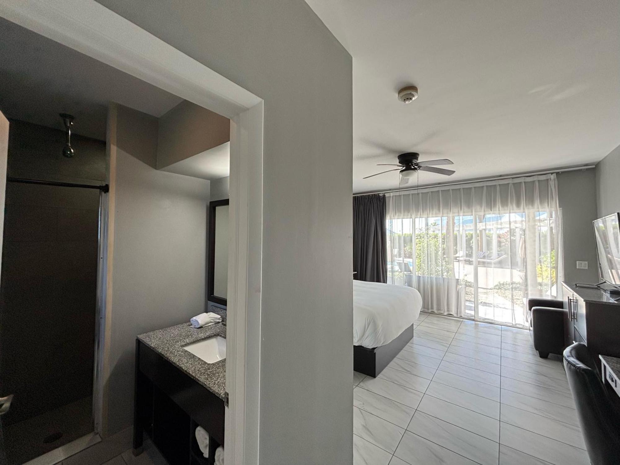 Grace Bay Suites Dış mekan fotoğraf